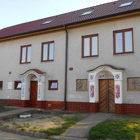 Penzion Imrichovi Moravská Nová Ves Exterior foto