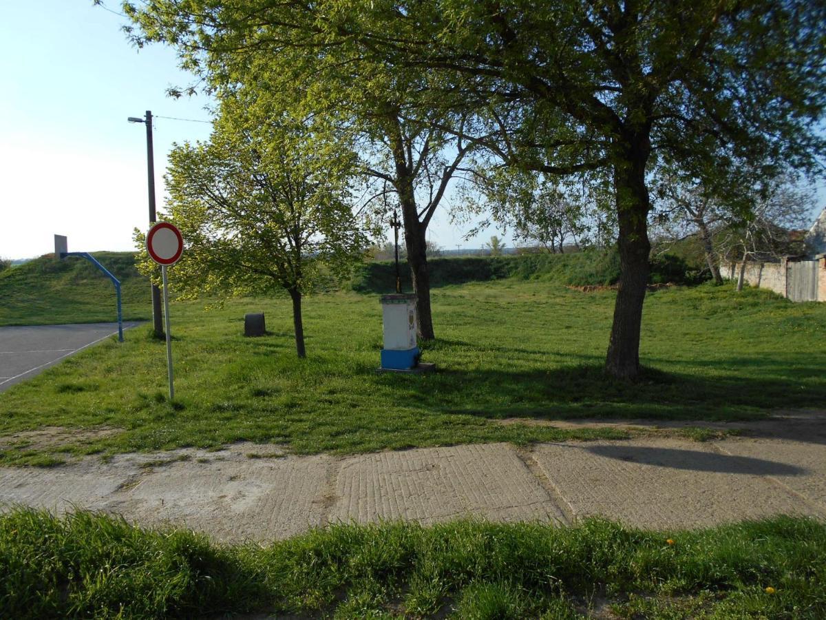 Penzion Imrichovi Moravská Nová Ves Exterior foto